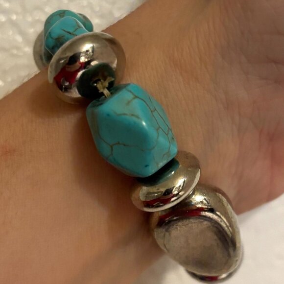 OSFA | Turquoise Nugget Bracelet - Picture 3 of 9